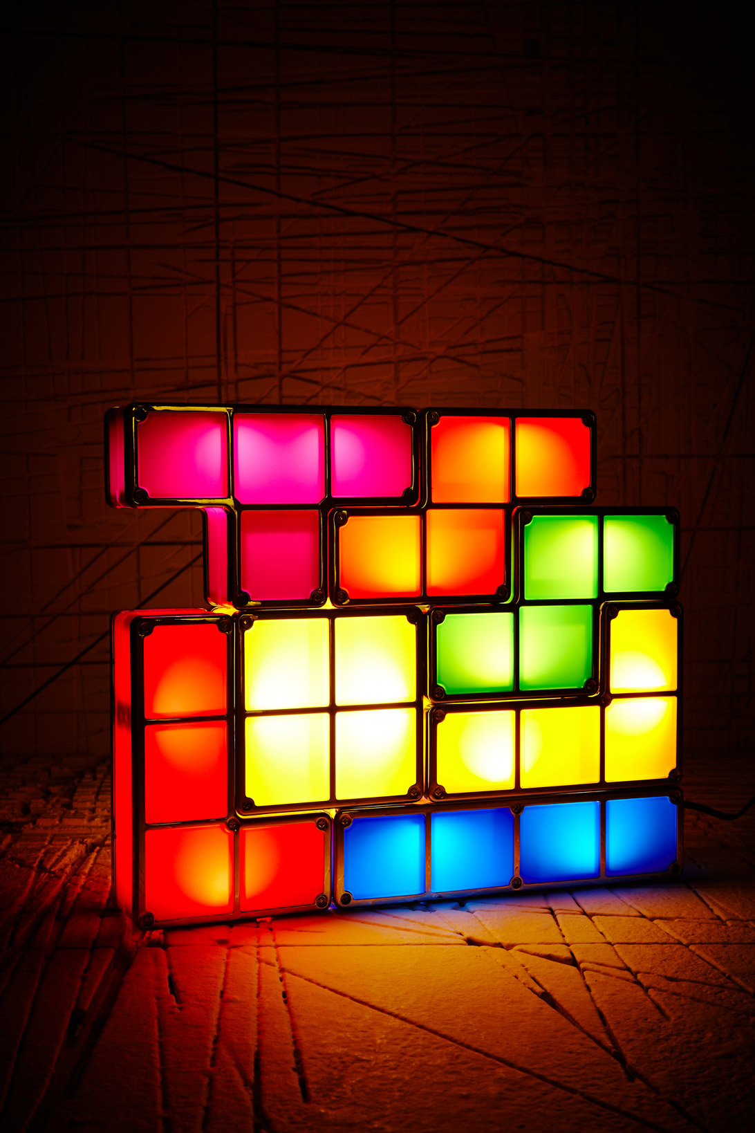Lampe Tetris - 55,00 € - http://www.urbanoutfitters.fr/