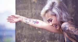 Quel tatouage faire au poignet pour une femme ?